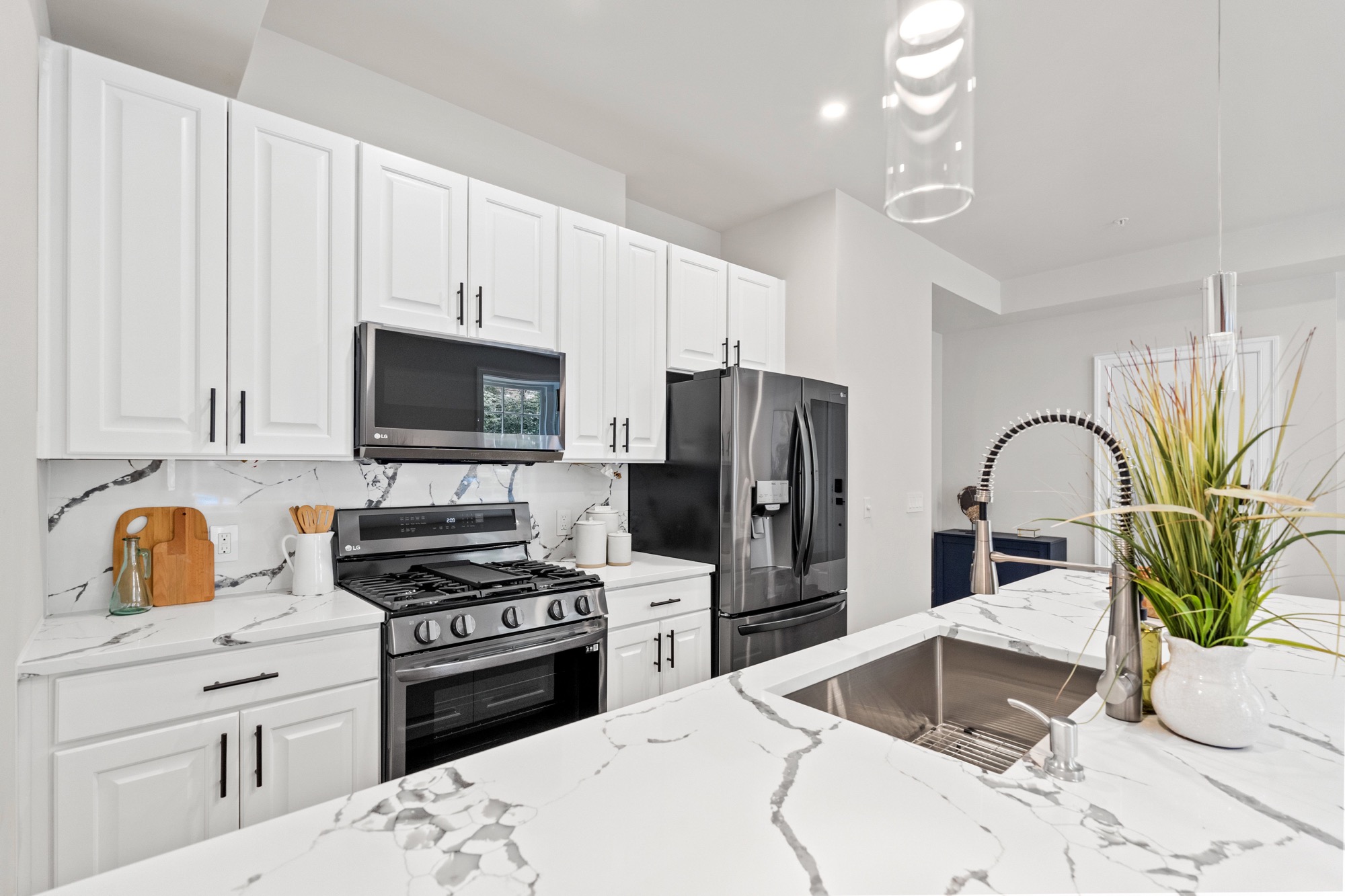 18 New Luxury Condos in The Dish